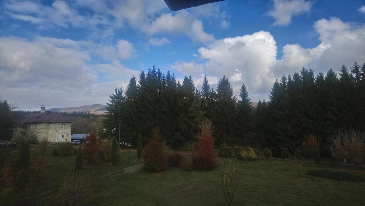 Casa "Ierusalim-Hozeva-Hozeva" Guest House Minastirea Neamt Екстериор снимка
