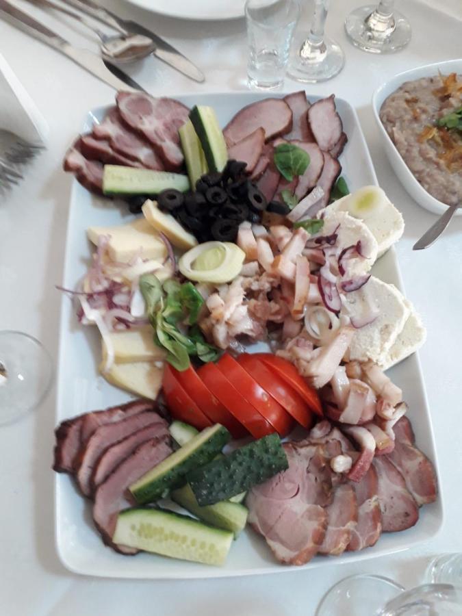Casa "Ierusalim-Hozeva-Hozeva" Guest House Minastirea Neamt Екстериор снимка